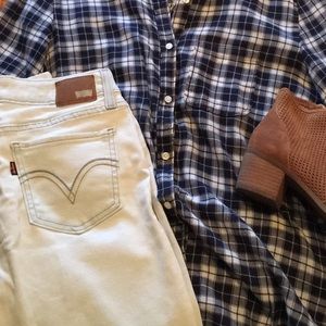 Levi’s whitewash legging jeans